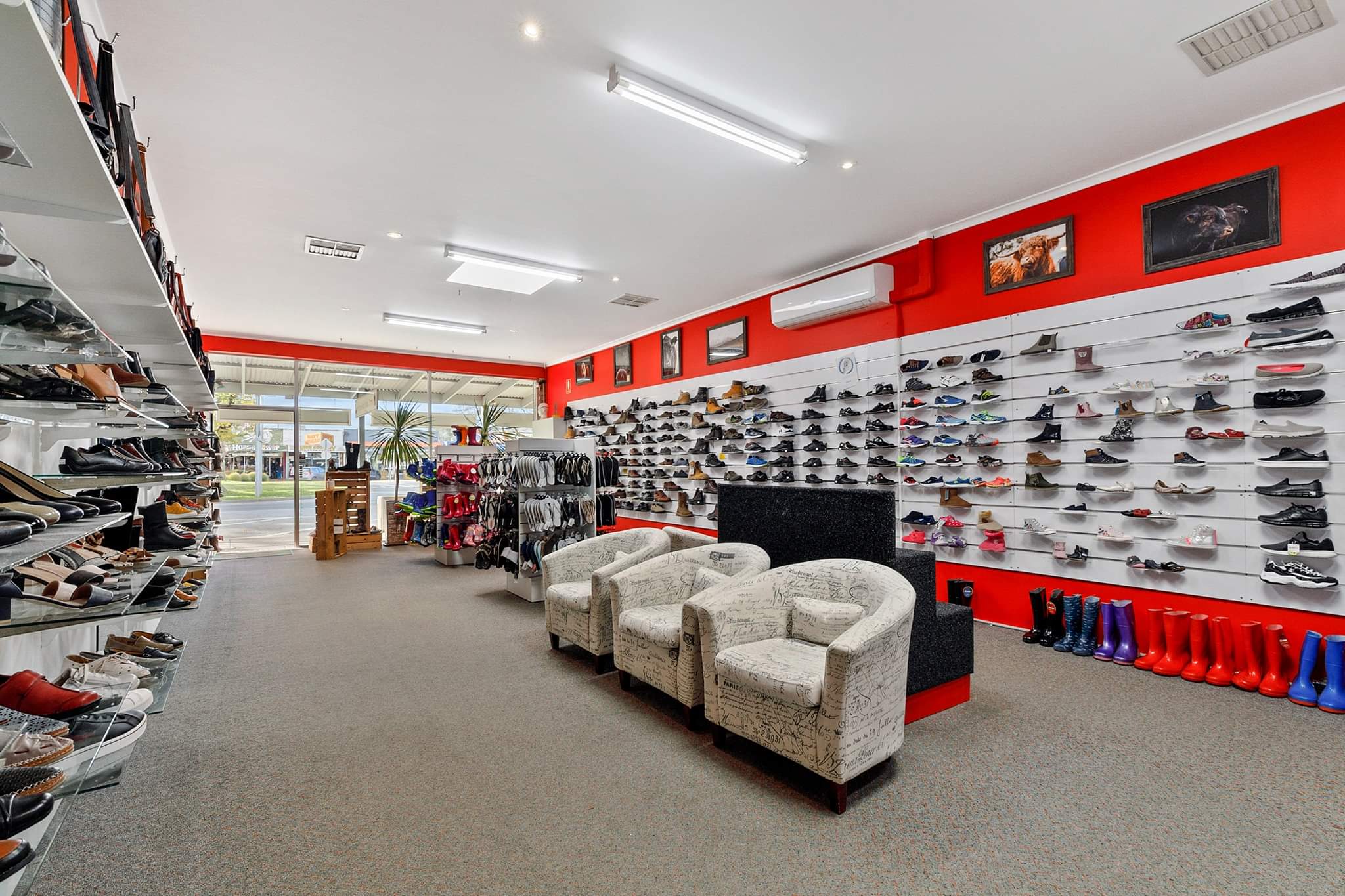 Shoetopia Store 1